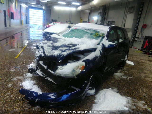 Toyota Matrix 2004 2T1LR32EX4C787502 Image 2