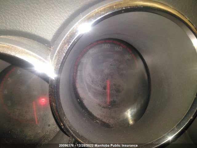 Toyota Matrix 2004 2T1LR32EX4C787502 Image 8
