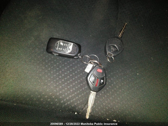 4A4AJ3AU1DE607241 Mitsubishi RVR SE