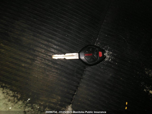JA32U2FU9DU608552 Mitsubishi LANCER ES
