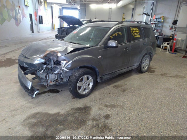 JA4AT2AW6DU606521 Mitsubishi Outlander Es