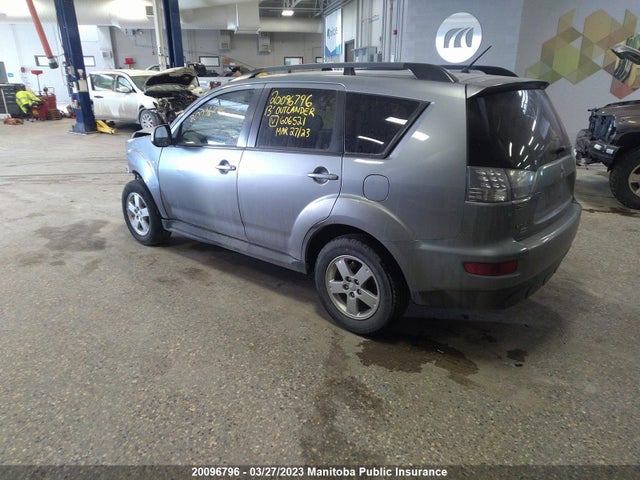 JA4AT2AW6DU606521 Mitsubishi Outlander Es