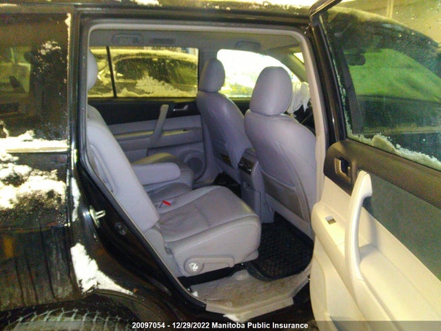 Toyota Highlander V6  2013 5TDBK3EH2DS176070 Image 8