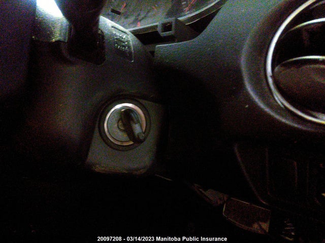 CU2W0011256 Mitsubishi Airtrek 20v
