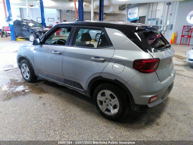 Hyundai Venue Essential 2021 KMHRB8A34MU101013 Image 4