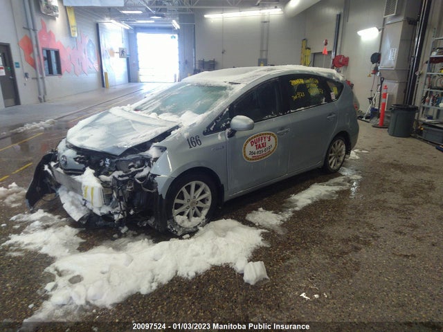 Toyota PRIUS V 2012 JTDZN3EU3C3025922 Image 2
