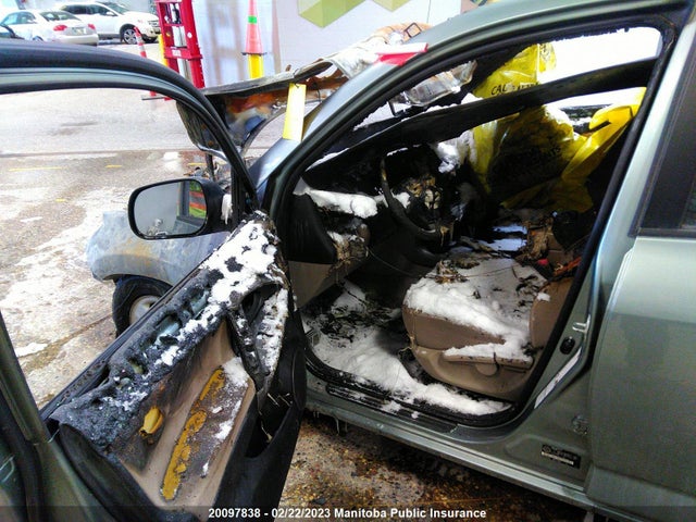 Toyota RAV4 2006 JTMBD33V466009179 Image 6