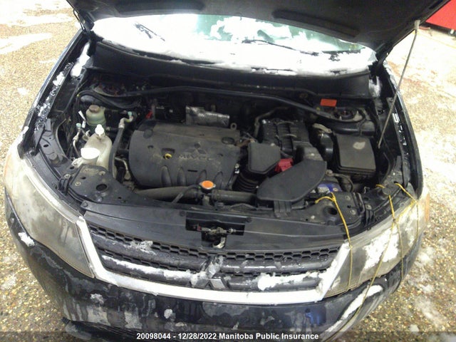 JA4LT21W78Z602902 Mitsubishi Outlander Es