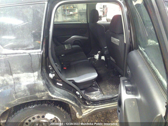 JA4LT21W78Z602902 Mitsubishi Outlander Es