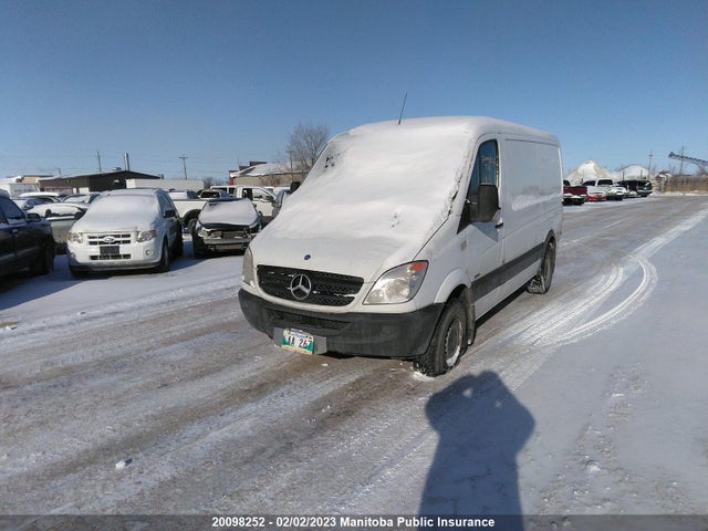 Mercedes Benz Sprinter 2500 Wb 144 Cargo Van  2013 WD3BE7CC3D5812601 Image 2