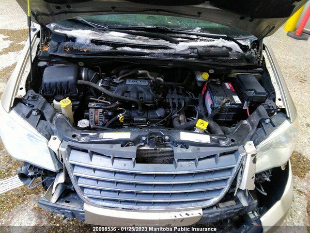 2A8HR54P88R693178 Chrysler Town & Country Touring
