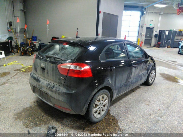 KIA Rio5 Lx 2015 KNADM5A37F6715825 Image 4