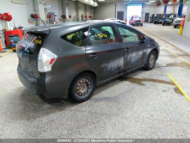 Toyota PRIUS V 2014 JTDZN3EU7EJ007843 Image 5