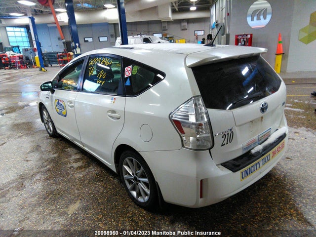 Toyota PRIUS V 2012 JTDZN3EU3C3042493 Image 4
