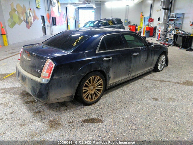 2C3CA6CT7BH573628 Chrysler 300C