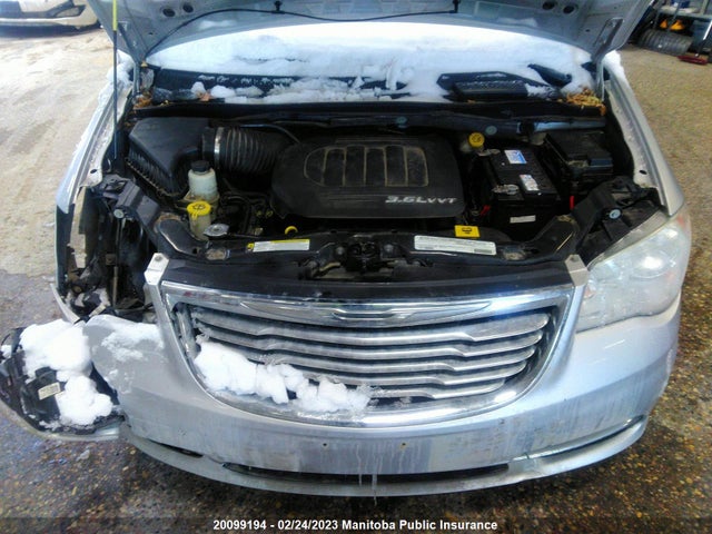 2C4RC1BGXCR292975 Chrysler Town & Country Limited