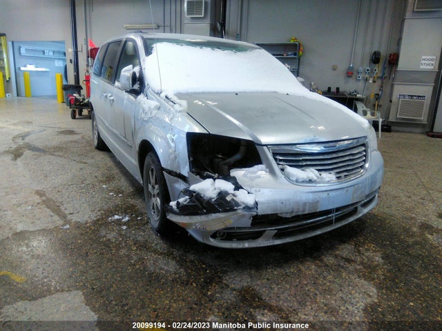 2C4RC1BGXCR292975 Chrysler Town & Country Limited