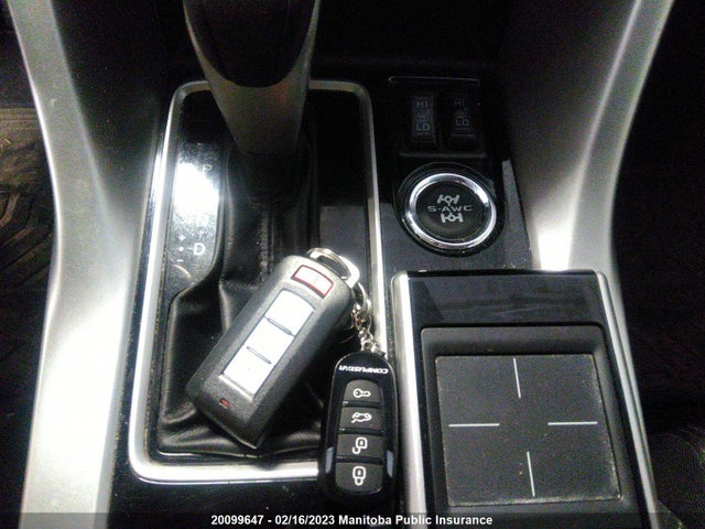 JA4AT4AA1JZ608711 Mitsubishi Eclipse Cross Se