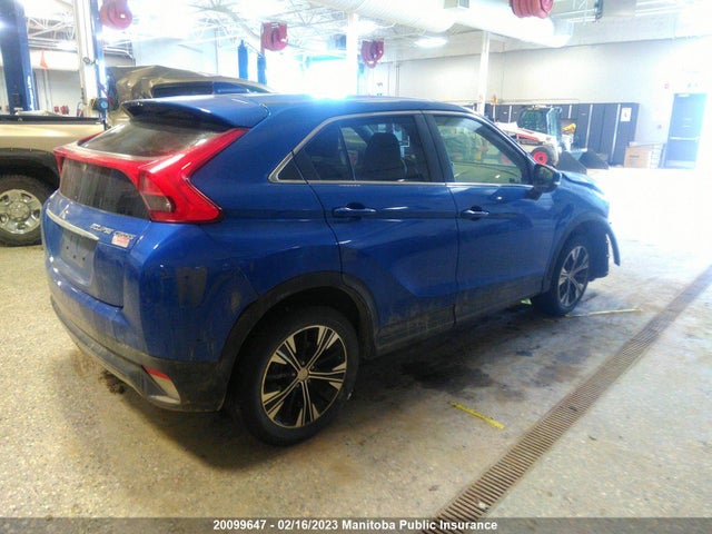 JA4AT4AA1JZ608711 Mitsubishi Eclipse Cross Se
