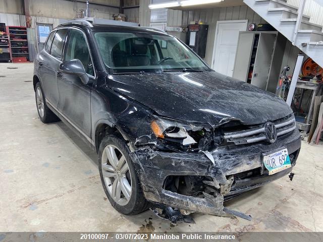 Volkswagen TOUAREG V6 2014 WVGEF9BP9ED010573 main image