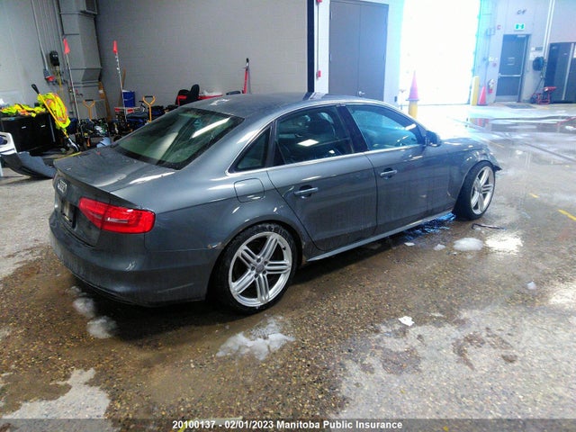 WAUFFCFL5DN025655 Audi A4 2.0t Quattro