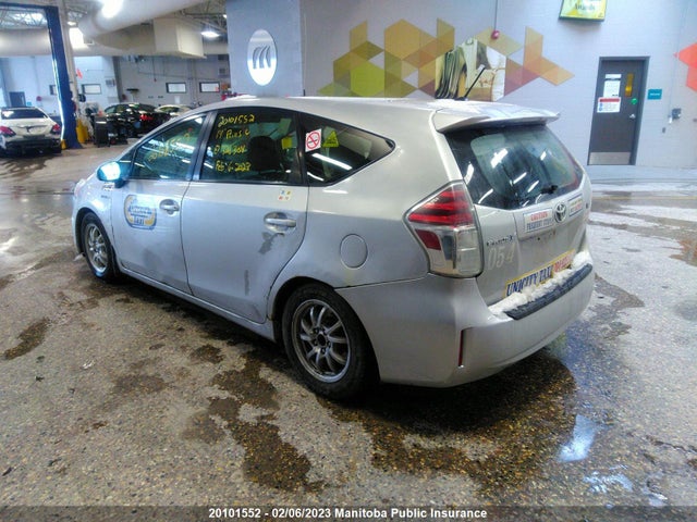 Toyota PRIUS V 2014 JTDZN3EUXE3326304 Image 4