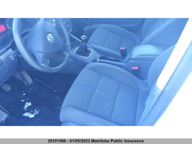 Volkswagen Rabbit 2008 WVWCA71K98W255791 Image 5