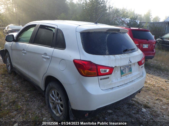 4A4AH3AU3FE603979 Mitsubishi RVR SE