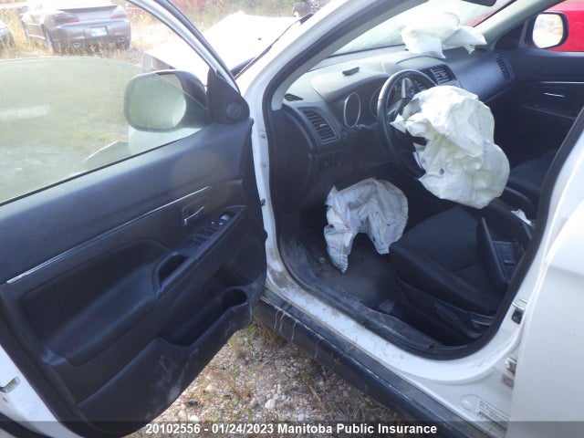 4A4AH3AU3FE603979 Mitsubishi RVR SE