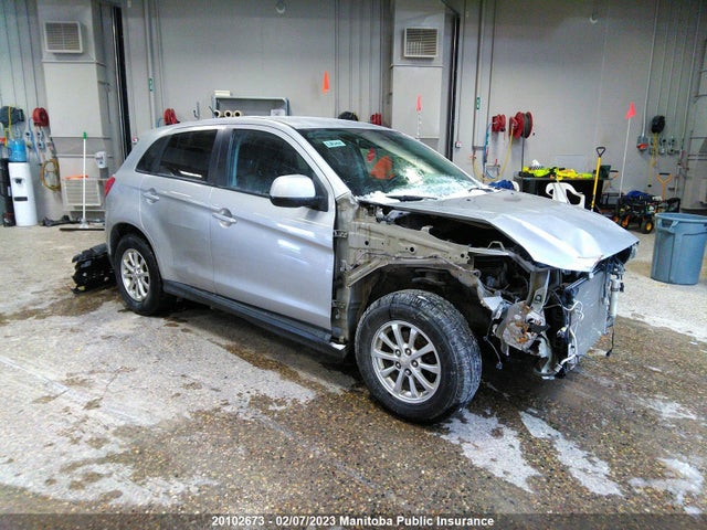 4A4AJ3AU9DE604927 auction archive image