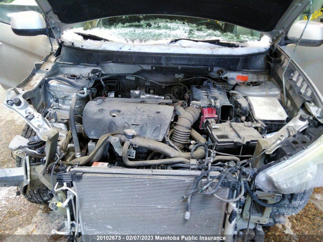 4A4AJ3AU9DE604927 Mitsubishi RVR SE