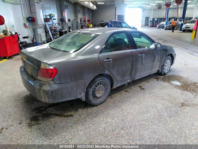 Toyota CAMRY LE 2005 4T1BE32K35U994505 Image 5