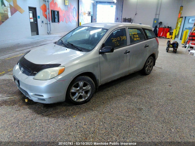Toyota Matrix Xr 2004 2T1KR32E74C787016 Image 2