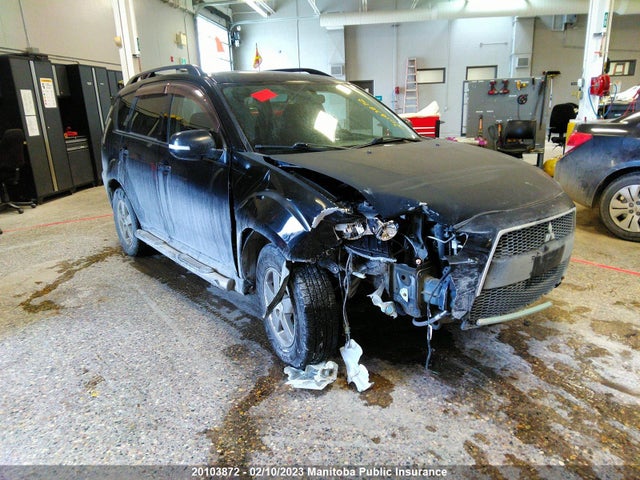 JA4JT3AX1AZ600641 auction archive image