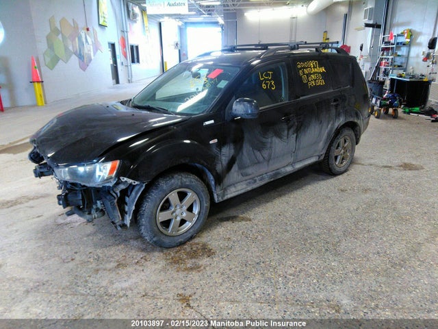 JA4AT2AW0AZ604830 Mitsubishi Outlander Es