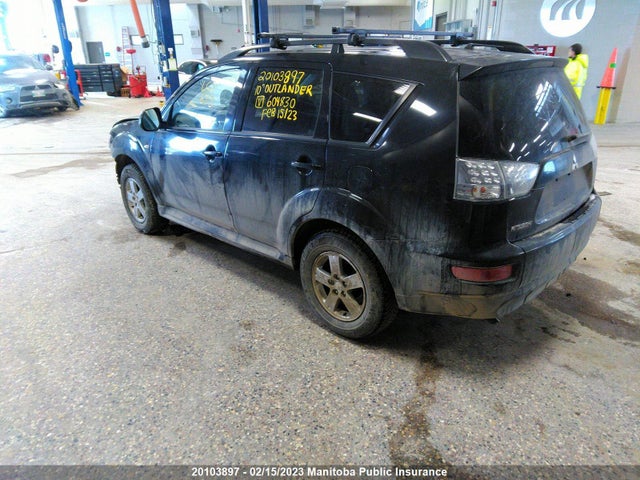 JA4AT2AW0AZ604830 Mitsubishi Outlander Es