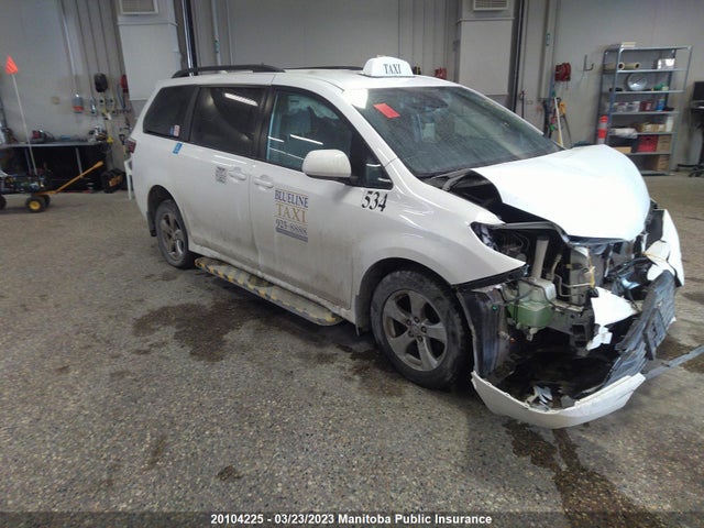 Toyota Sienna Le V6  2020 5TDKZ3DC1LS027908 Image 1