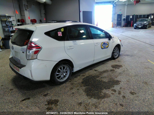 Toyota PRIUS V 2017 JTDZN3EUXHJ073601 Image 4