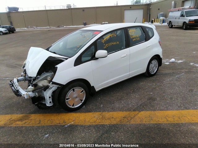 Honda FIT LX 2010 JHMGE8G50AC804278 Image 2