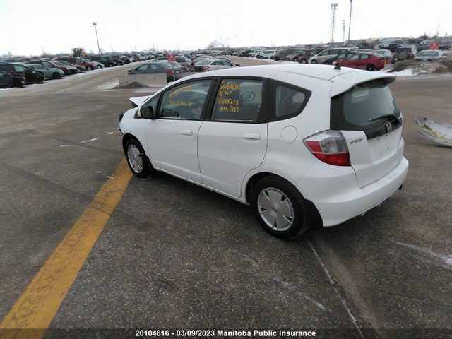 Honda FIT LX 2010 JHMGE8G50AC804278 Image 4
