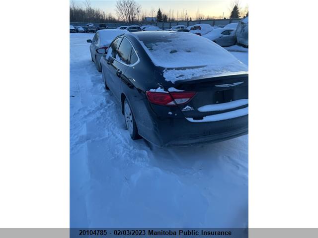 1C3CCCFB4FN728208 Chrysler 200 LX