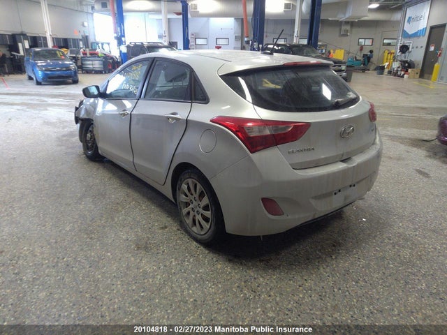 Hyundai Elantra Gt Gl 2014 KMHD25LH1EU231656 Image 4
