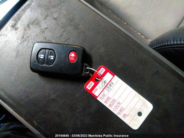Toyota PRIUS V 2012 JTDZN3EU8C3083380 Image 3