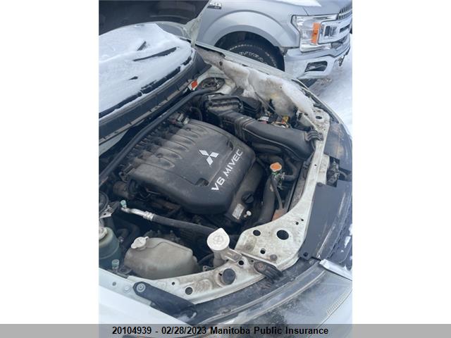 JA4MT31X59Z607729 Mitsubishi Outlander Ls