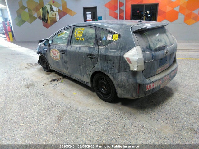 Toyota PRIUS V 2012 JTDZN3EU2C3174421 Image 4
