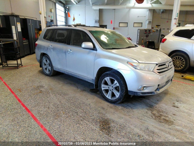 Toyota Highlander V6  2012 5TDBK3EH8CS118642 zdjęcie główne