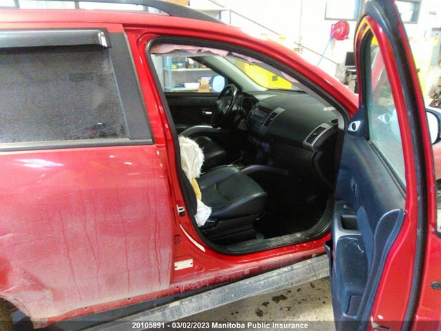 JA4JT3AX7AZ602958 Mitsubishi Outlander Ls