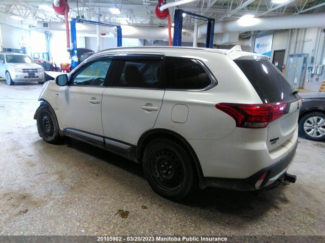 JA4JZ4AX4GZ610741 Mitsubishi OUTLANDER GT