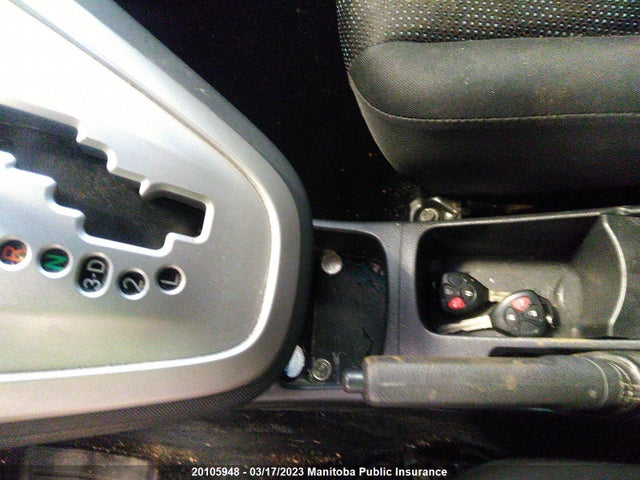 Toyota Matrix 2010 2T1KU4EE2AC226797 Image 3