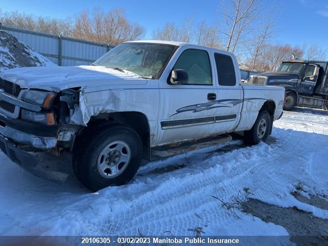Chevrolet Silverado 1500 Ext Cab 2004 2GCEK19VX41155928 Image 2